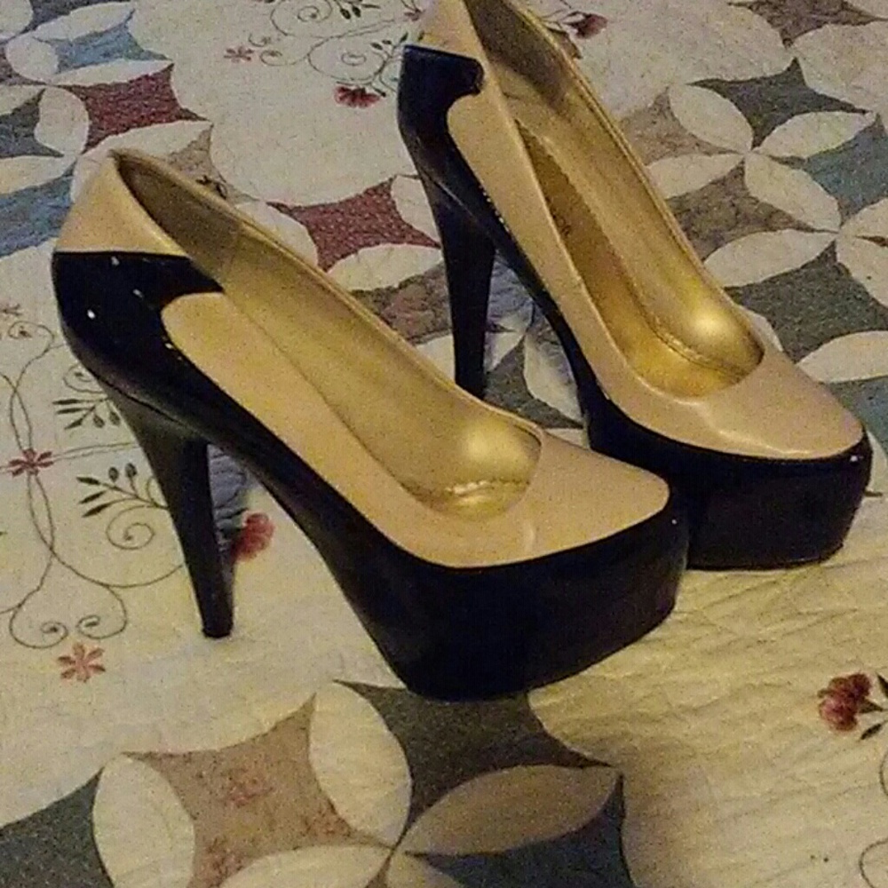 Dress shoes